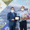 생명 구한 거리의 천사, 성남시의회 의장 표창 수여