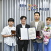  김병수 김포시장, 6·25 참전용사 유족에게 화랑무공훈장 전수